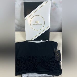 NWT NEW Cashmere & Class- Cashmere scarf/wrap/shawl- Black